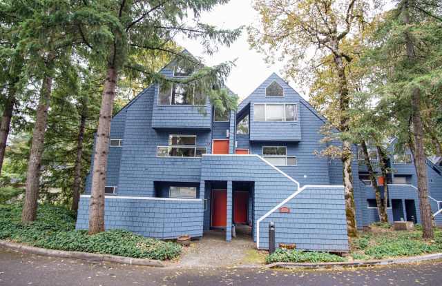 Gorgeous & Bright 1-Bed w/ Wood-Burning Fireplace, W/D, & Private Patio! Gallery 1