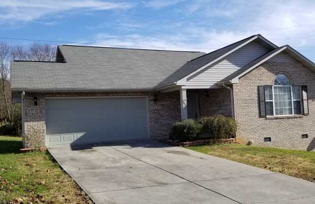Maryville 37804 - 3 bedroom, 2 Bath Home , 2 car garage - Contact Donna Bailey (865) 389-6590 photos photos