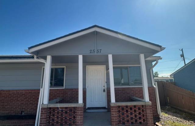 $1850 - 3BR/1BA Beautifully Maintained Home in Security/Widefield photos photos