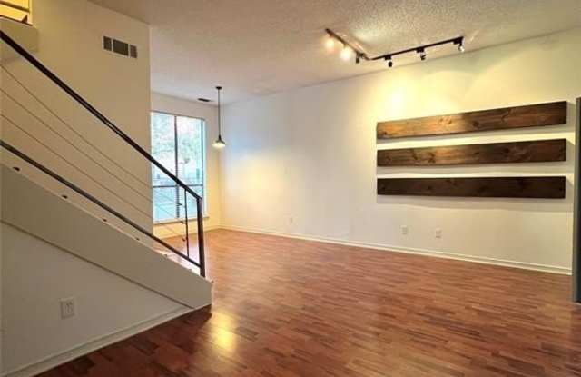 4126 Avondale Avenue Gallery 2
