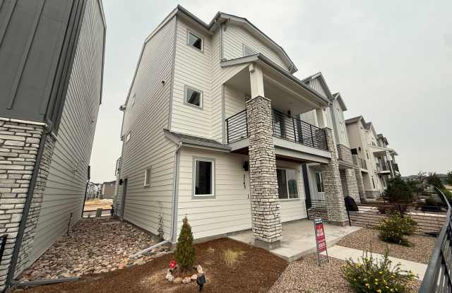 Beautiful 2024-Built 4 Bedroom, 4 Bathroom Home with Pikes Peak Views off Interquest!!! Gallery 3