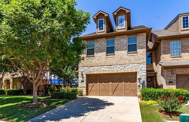 375 Teague Drive - 375 Teague Drive, Lewisville, TX 75067
