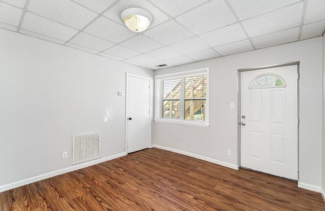 2751 Jersey Avenue - 4 Gallery 2