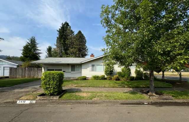 2410 Taylor Street photos photos