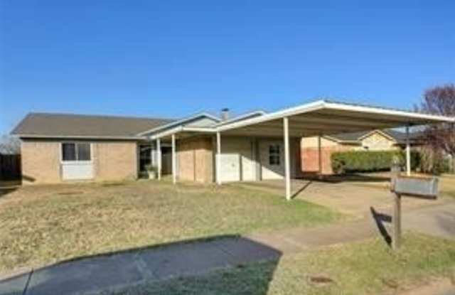 528 Park Center Boulevard - 528 Park Center Boulevard, Saginaw, TX 76179