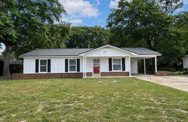 203 NW Loizos Drive photos photos