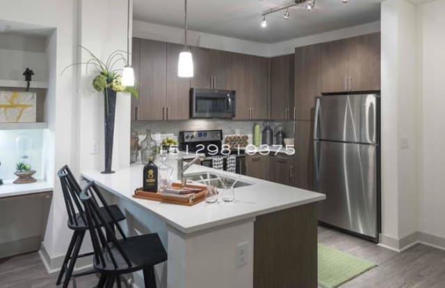 6713 Rialto Blvd - 6713 Rialto Boulevard, Austin, TX 78735