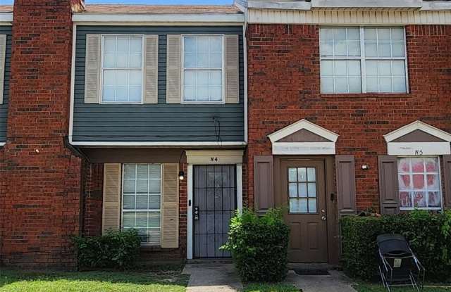10500 Lake June Road - 10500 Lake June Road, Dallas, TX 75217