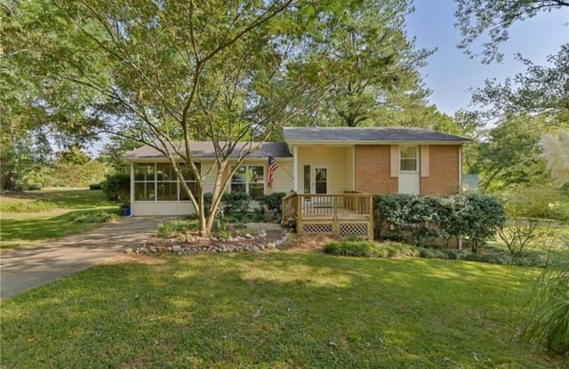 1935 Inverness Road SE - 1935 Inverness Road, Smyrna, GA 30080