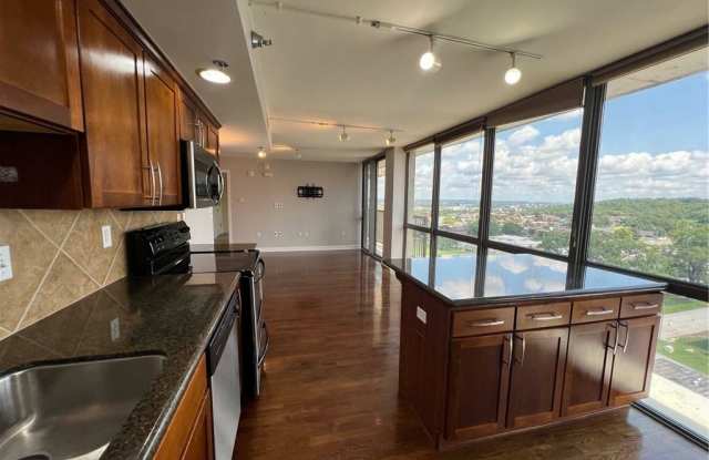 600 Admiral Boulevard - 600 Admiral Boulevard, Kansas City, MO 64106