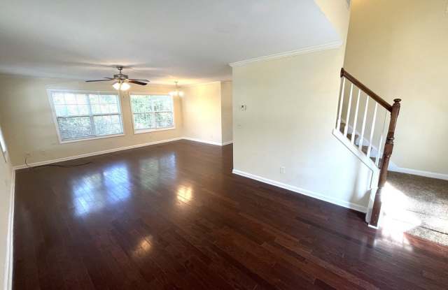 112 Pineview Ct Gallery 3