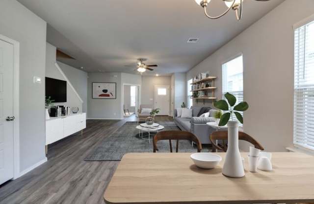 2414 East 6th Street photos photos