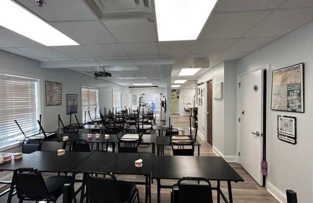 7430 HERITAGE VILLAGE Plaza Gallery 2