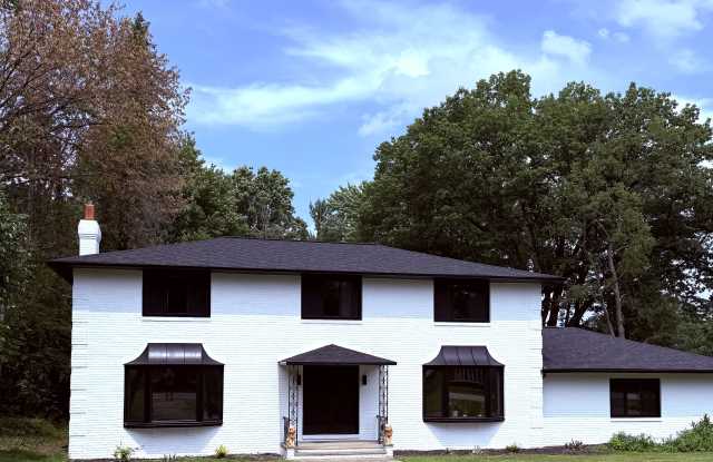 6713 Farview Road photos photos