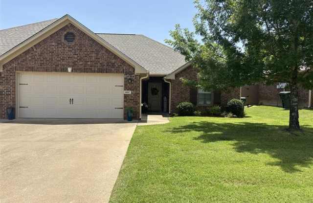 Stonebridge Villas #4077 - 4077 Stonebridge Drive, Tyler, TX 75707