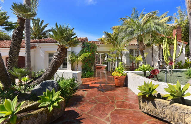 6352 Castejon Drive Gallery 2
