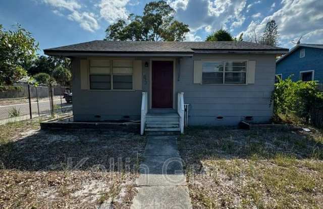 2027 37th St S photos photos