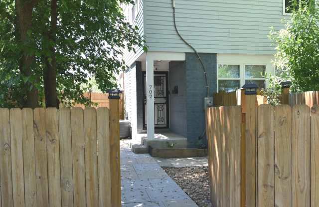 702 56TH PL NE photos photos