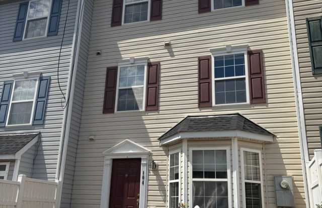 3011-104 Barrymore St ~ 3 bedrrom / 2.5 bathroom ~ Townhouse located in Tryon Road Area photos photos