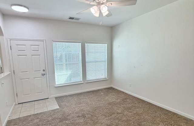 3106 North Fulgham Court Gallery 3