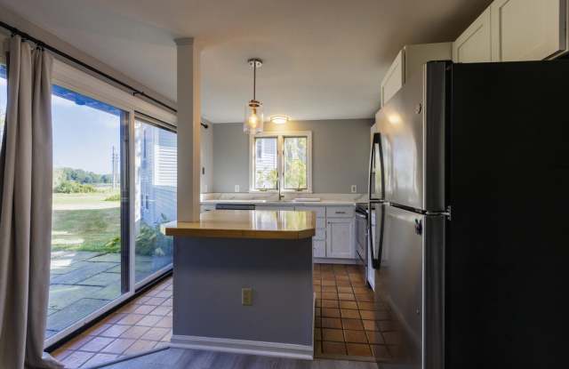 20 River Colony - 20 River Colony, New Haven County, CT 06437 20 River Colony - 20 River Colony, New Haven County, CT 06437