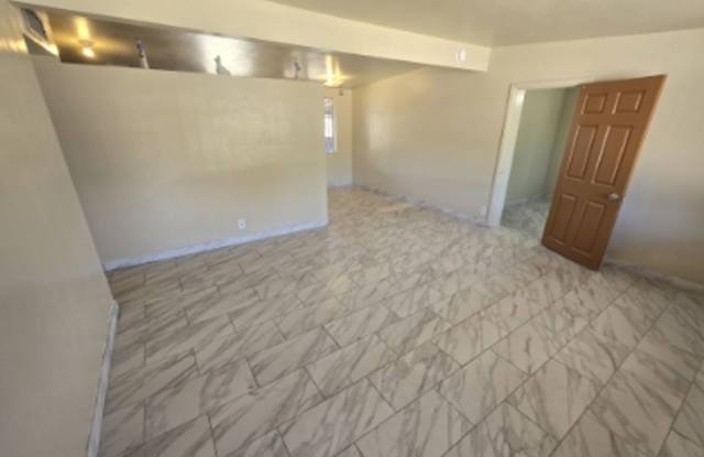 Central 4bedroom/3 bath Home Gallery 4