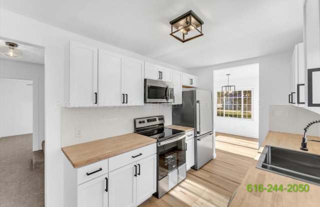 3 Bed, 1 Bath, Single Family Home photos photos 3 Bed, 1 Bath, Single Family Home photos photos