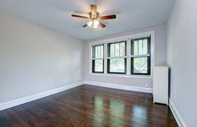 5410 S Ridgewood Ct Gallery 4