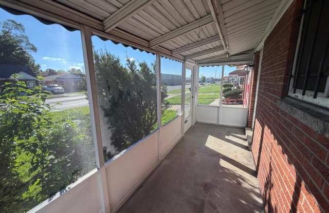 8095 Wyoming Avenue Gallery 2