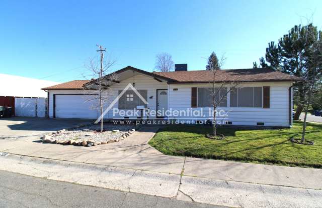 Charming Citrus Heights 3bd/2ba Home with 2 Car Garage photos photos