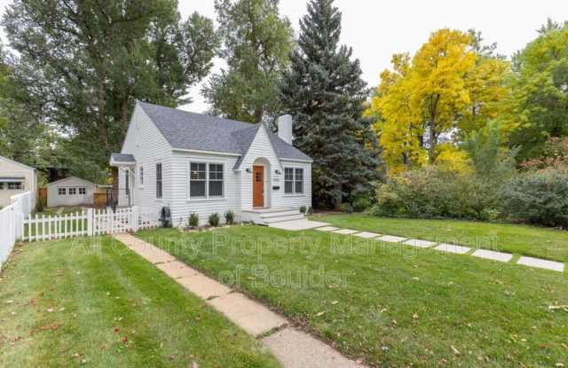 3134 10th St photos photos