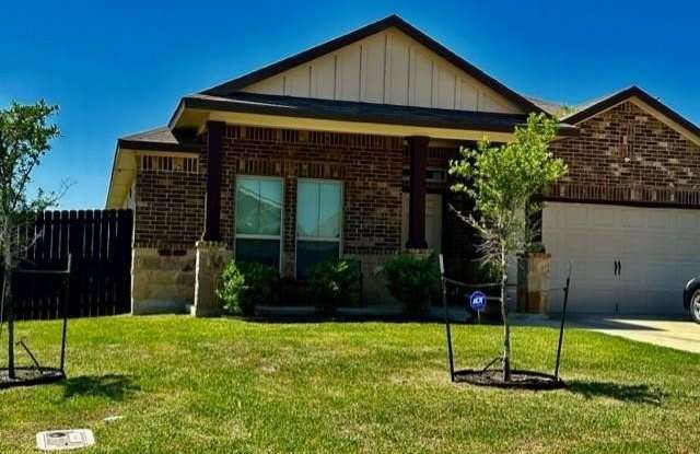 5217 Montague Loop Gallery 1