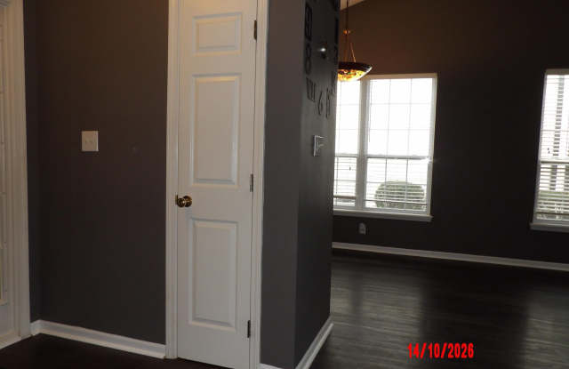 593 Beaverbrook Drive Gallery 4