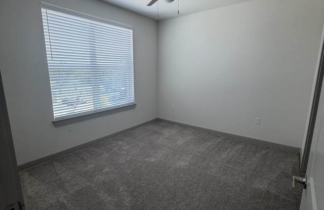 1101 Gallagher Drive Gallery 4