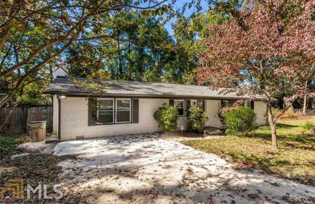1357 Gale Dr Gallery 2