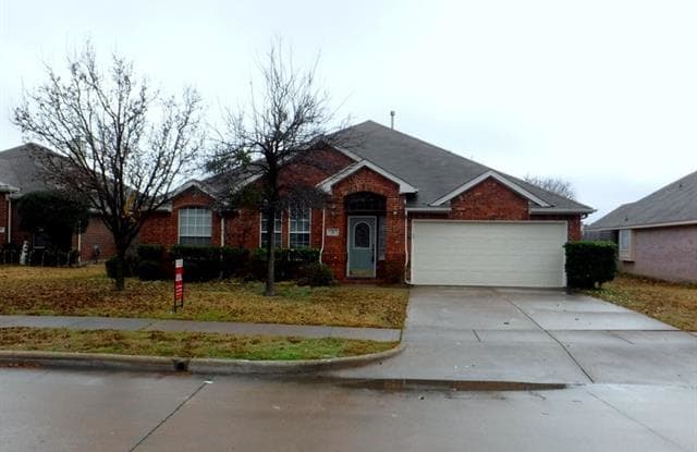 9 Mary Lou Court - 9 Mary Lou Court, Mansfield, TX 76063