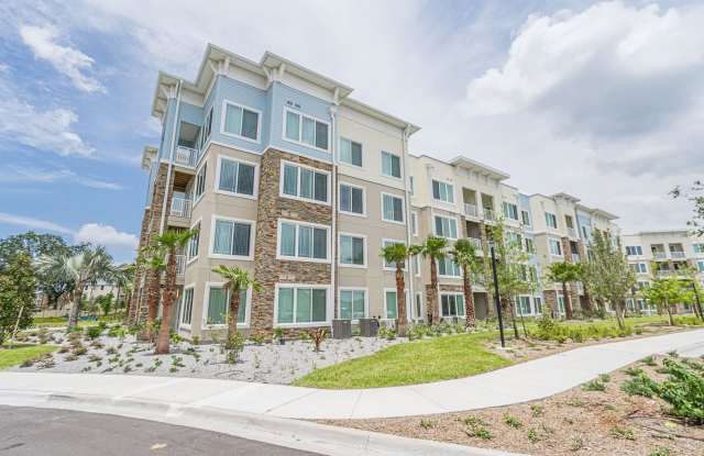 Senior & Affordable Housing – Heron Ridge 62+ Apartments Gallery 2