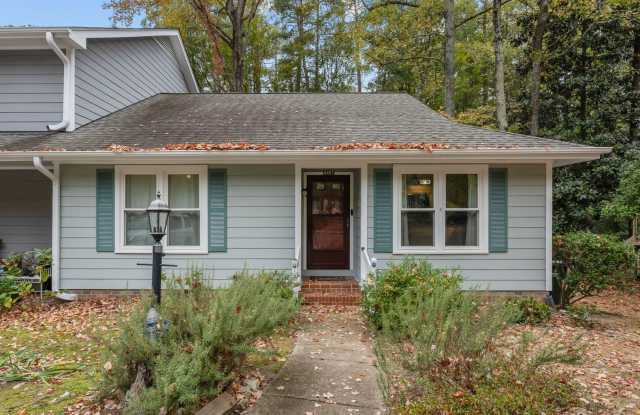 Adorable End-Unit Townhome in Desirable North Raleigh Location, Wooded Views, Community Amenities, Pet Friendly! - 6407 Andsley Drive, Raleigh, NC 27609