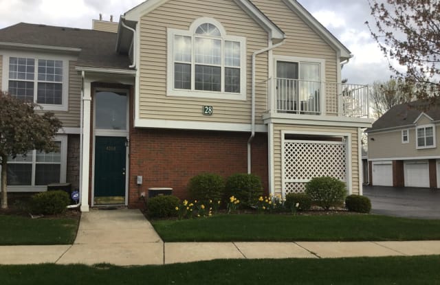 4368 Berkshire - 4368 Berkshire Drive, Sterling Heights, MI 48314