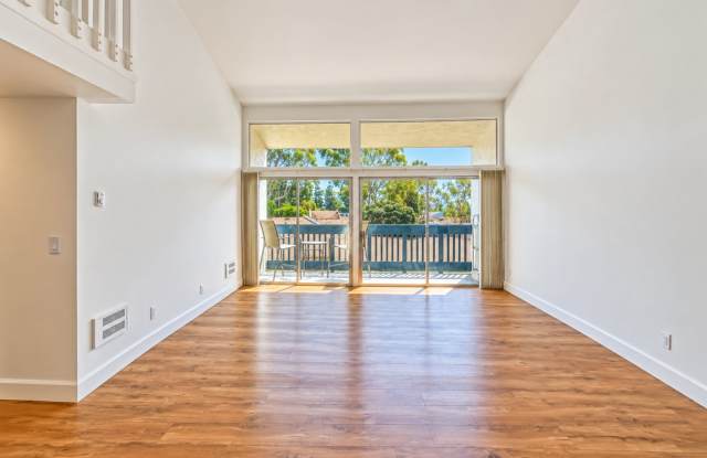 Beautifully Updated, Top-Floor, 1BR1BA + Loft Condo w/ Large Balcony & 1-Car Carport In The Brookside Village Community Gallery 3
