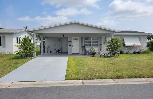 6905 NW 15th St photos photos