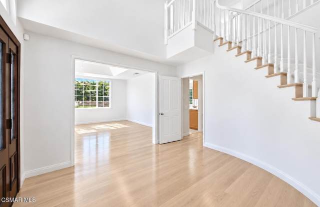 5801 Middle Crest Drive Gallery 4