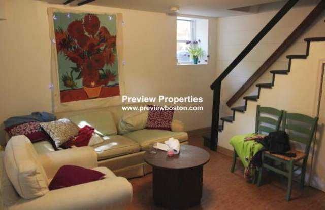 17A Putnam Ct. Gallery 1