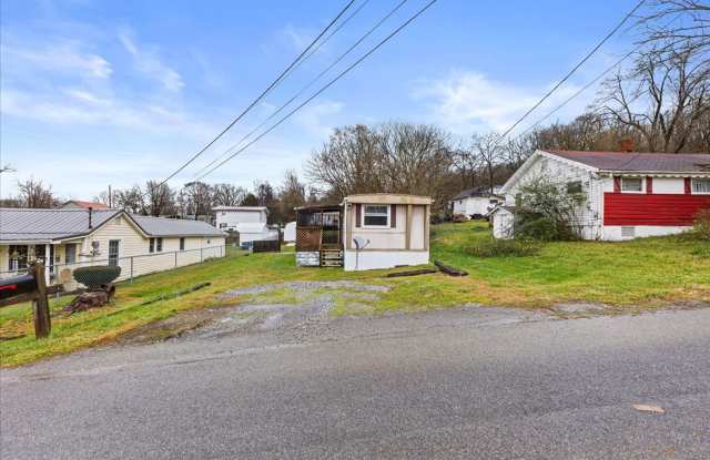 Newly Renovated 2 Bedroom Rental in Kingsport photos photos