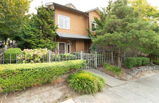 1515 E Yesler Way Unit 103 Seattle WA 98122 photos photos