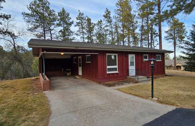 2 BED | 1 BATH | FURNISHED HOME | WEST | FOREST PARK ESTATES - 4225 Starlite Drive, Rapid City, SD 57702