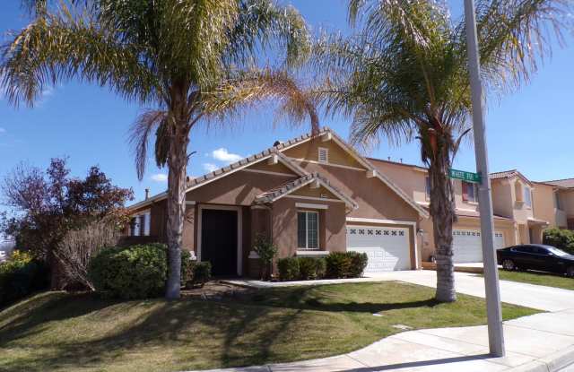 3 BR, 3 BA + Office - 2182 SF. In Menifee. - 30434 White Fir Drive, Menifee, CA 92584