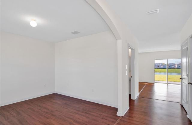 30788 SUMMER SUN LOOP Gallery 4