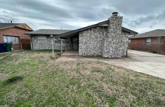 4 Bed 1 Bath Available NOW!! Near 59th and Western! photos photos 4 Bed 1 Bath Available NOW!! Near 59th and Western! photos photos