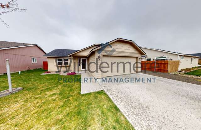 1939 Alco *Single Family Home with Fully Fenced Yard* photos photos